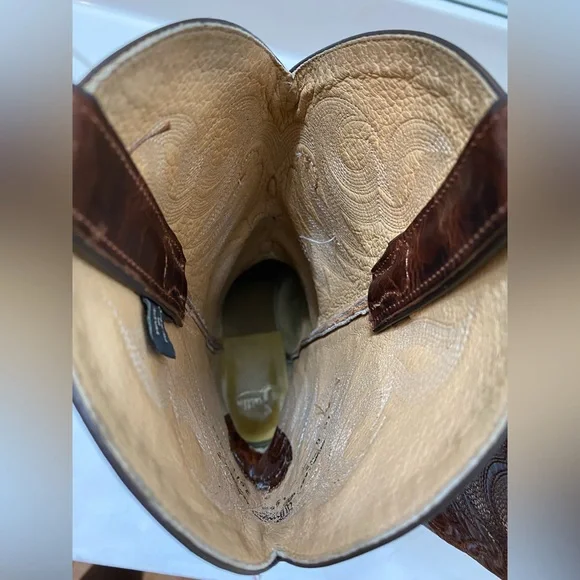 JUSTIN MEN Cowboy boots Size 10D in great condition clean interior great bottom - Picture 4 of 11